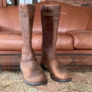 Size 8 Eddie Bauer Trace Boot Leather waterproof